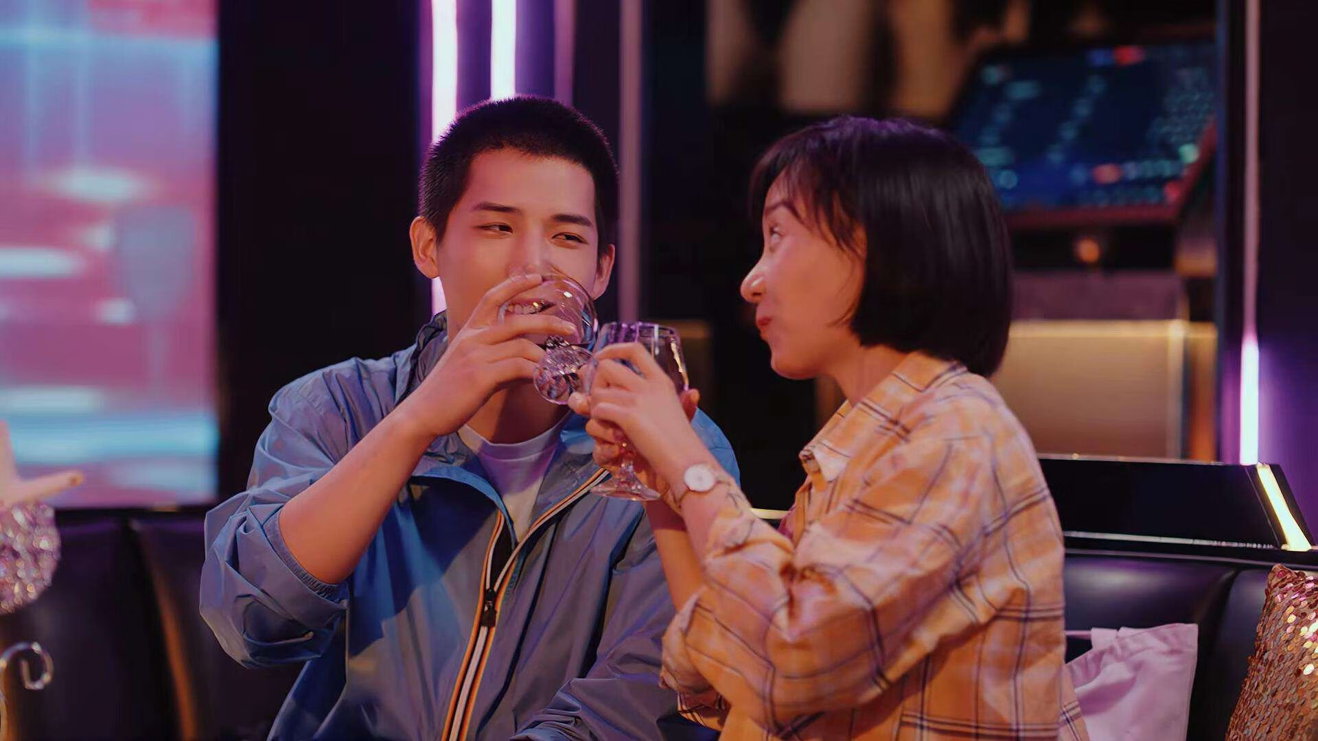 AYX体育-“中国女足备战世界杯，力量十足”，中国女足世界杯预选赛