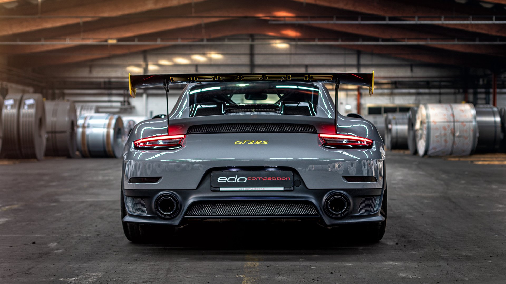 爱游戏综合娱乐-巴塞罗那翻盘成功，豪取胜利晋级，巴塞罗那现场