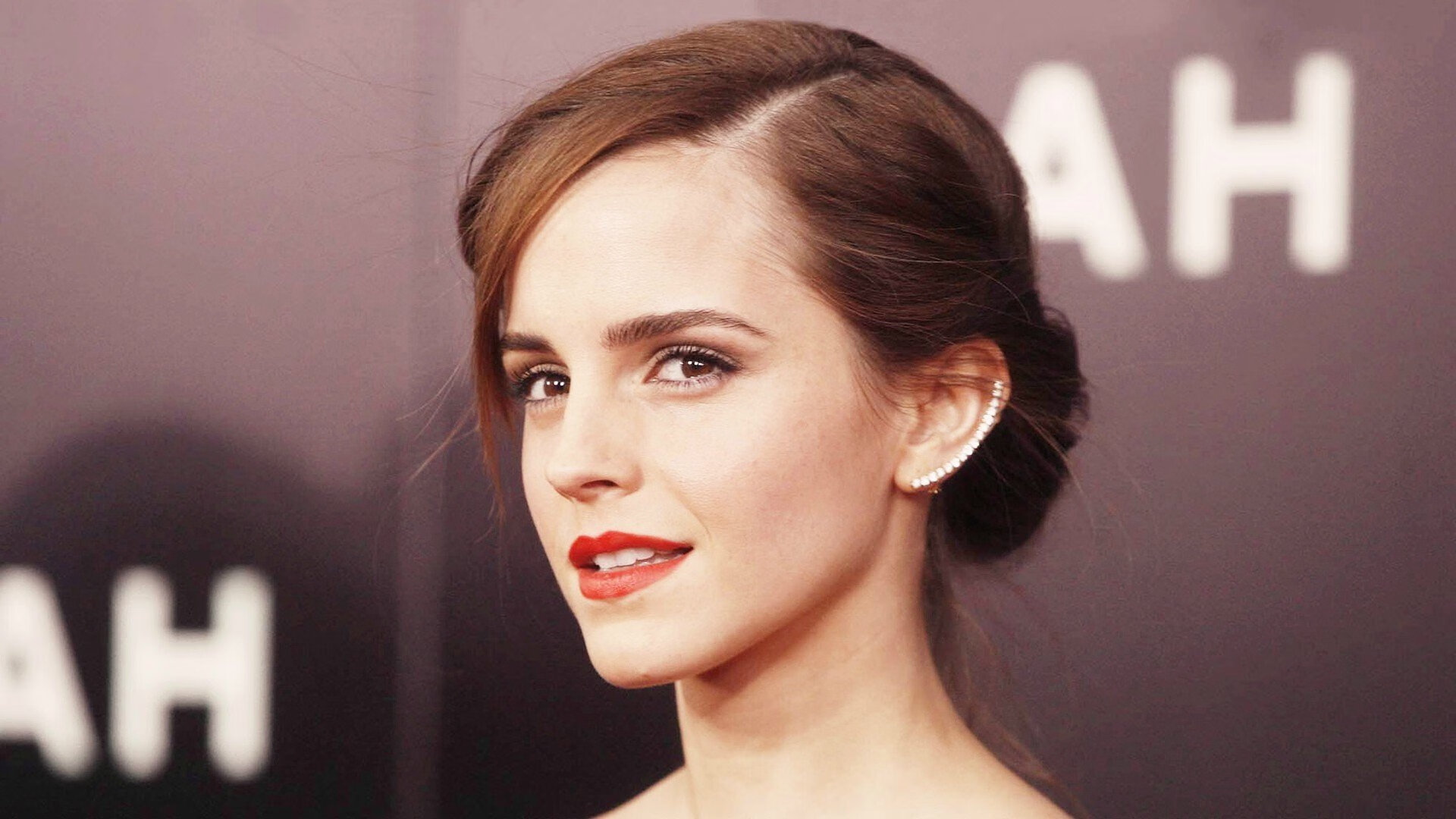 德雷塞尔蝉联蝶泳冠军引爆泳池,德雷塞尔游泳比赛视频